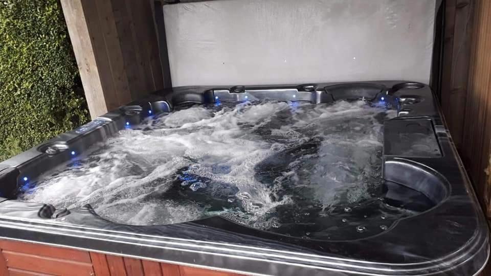Sea You Soon Prive Kamer Met Jacuzzi En Sauna Bredene Eksteriør bilde